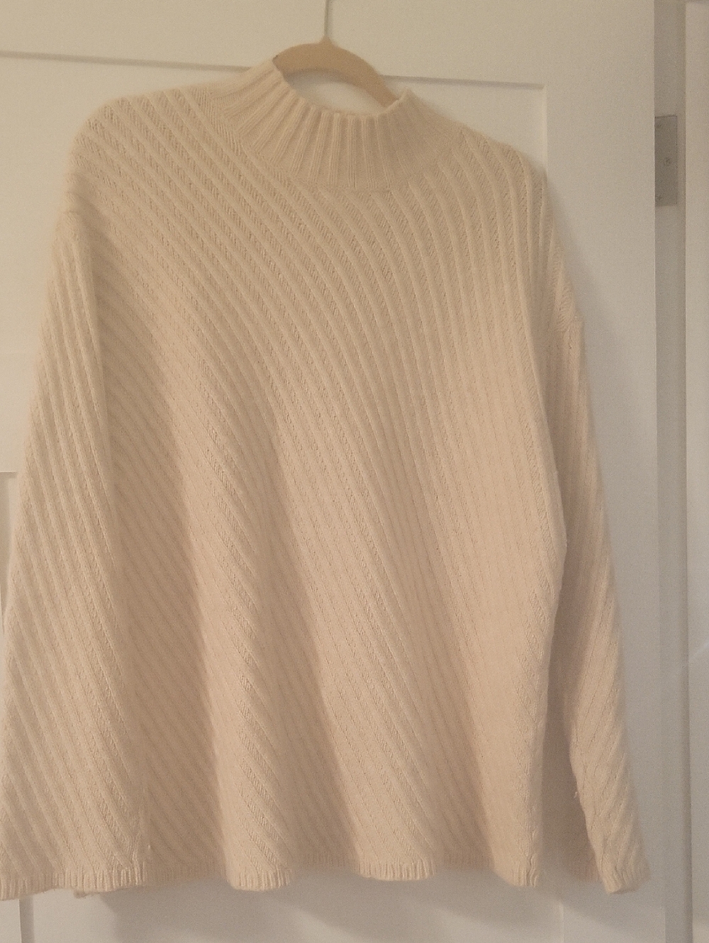 JJill Large Cream Ribbed Mock-Neck Women's Wool Mix Sweater